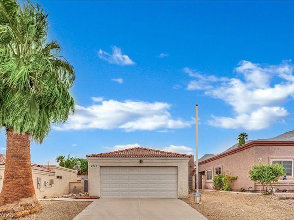 2348 Beaver Bay Court , Las Vegas, NV 89156