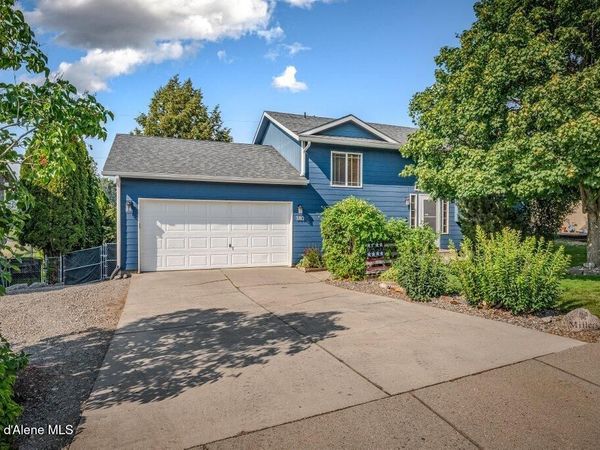 380 W Bridle LN, Post Falls, ID 83854