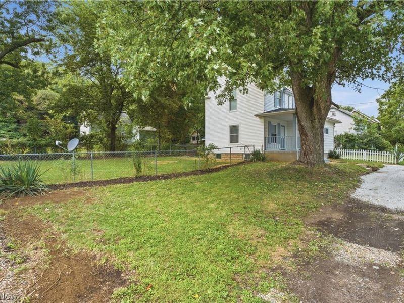 1405 Wabash Court NE, Canton, OH 44705 Photo 3