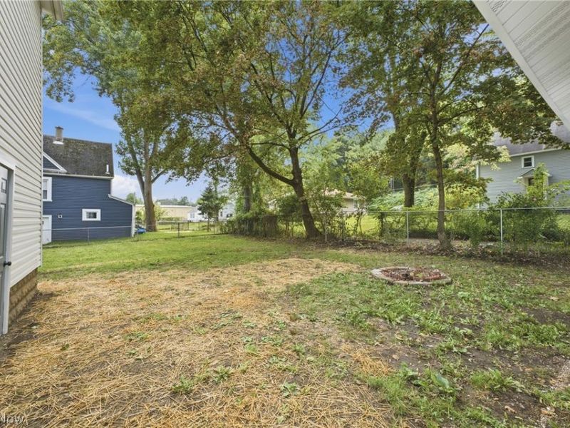 1405 Wabash Court NE, Canton, OH 44705 Photo 6