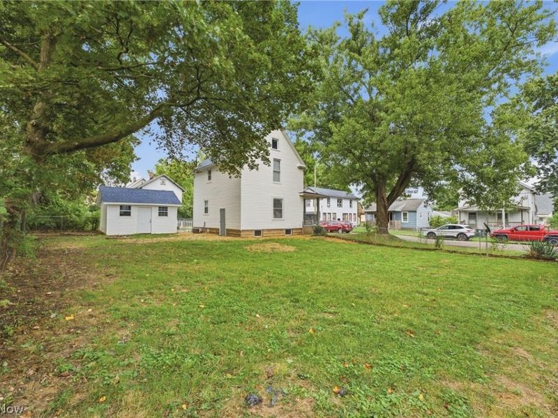 1405 Wabash Court NE, Canton, OH 44705 Photo 7