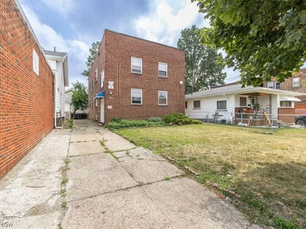 3541 W 105th Street , Cleveland, OH 44111