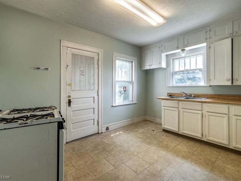 3541 W 105th Street, Cleveland, OH 44111 Photo 23