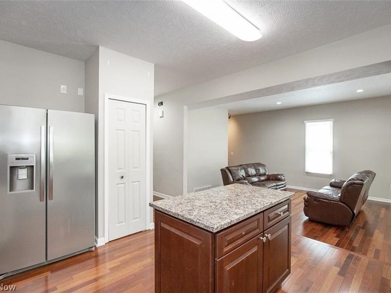 9338 Liberty Road, Twinsburg, OH 44087 Photo 9
