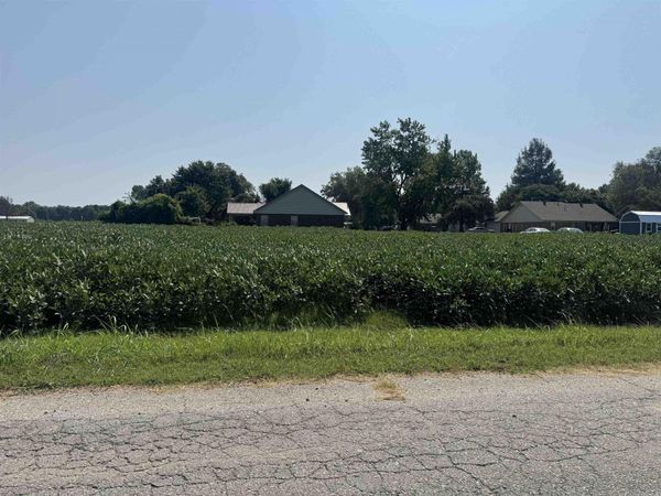 3 Debra Drive , Blytheville, AR 72315