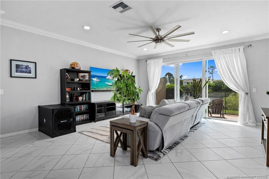 650 SW Glen Crest Way , Stuart, FL 34997 Photo