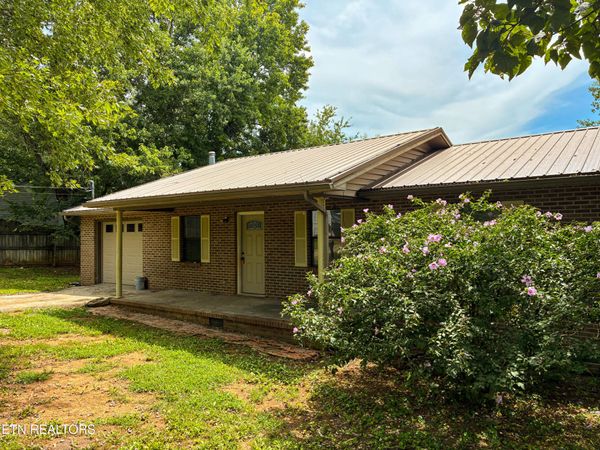 514 Betty Lou Drive, New Market, TN 37820