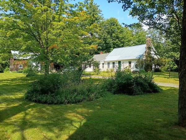 182 Neilson Rd, New Salem, MA 01833