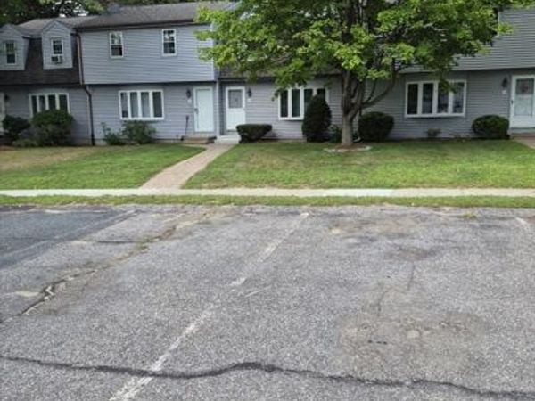 14 Tiffany Circle, Unit D-14, Millbury, MA 01527