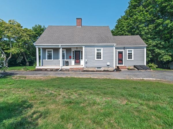 69 Main St, Kingston, MA 02364
