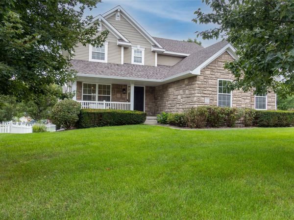 6403 Wilcot Court, Johnston, IA 50131