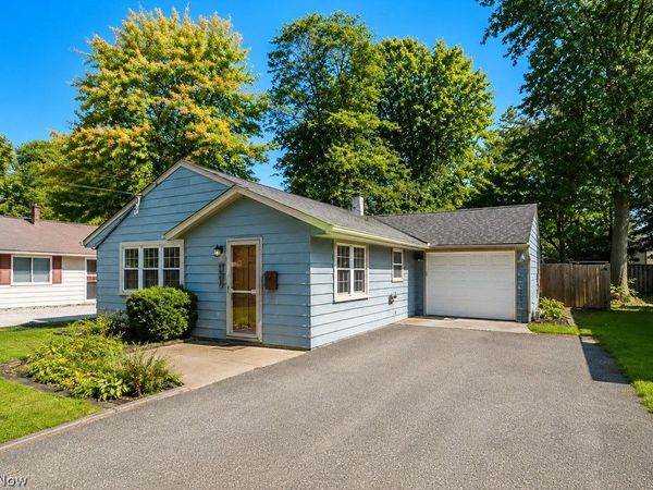 4841 Robinwood Drive , Mentor, OH 44060