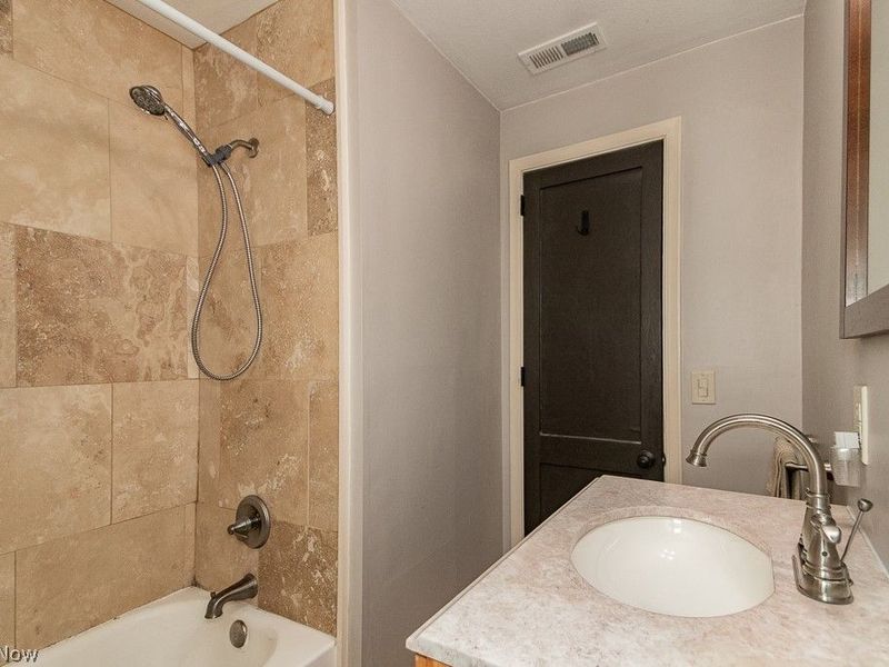 4841 Robinwood Drive, Mentor, OH 44060 Photo 18