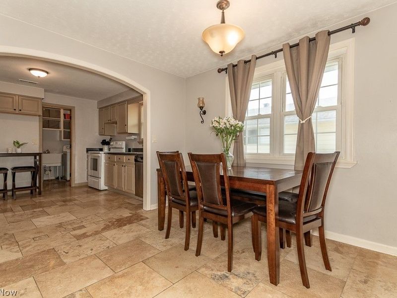 4841 Robinwood Drive, Mentor, OH 44060 Photo 6