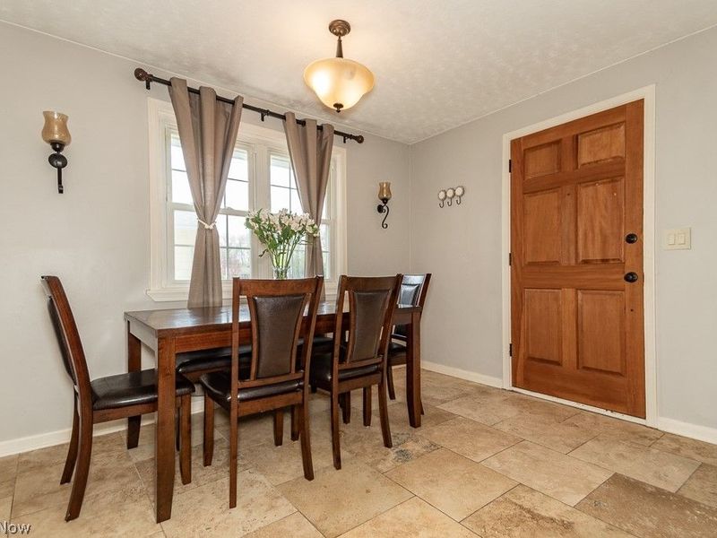 4841 Robinwood Drive, Mentor, OH 44060 Photo 7