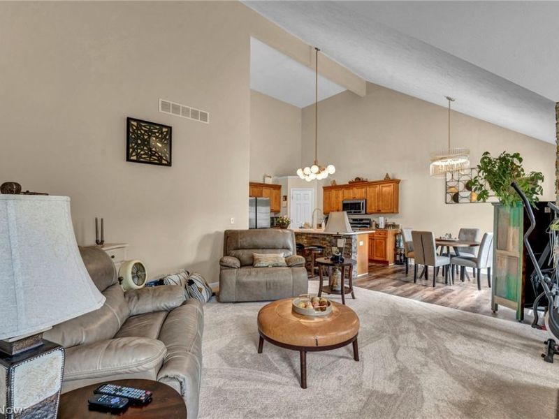 309 Lake Breeze Cove, Eastlake, OH 44095 Photo 14