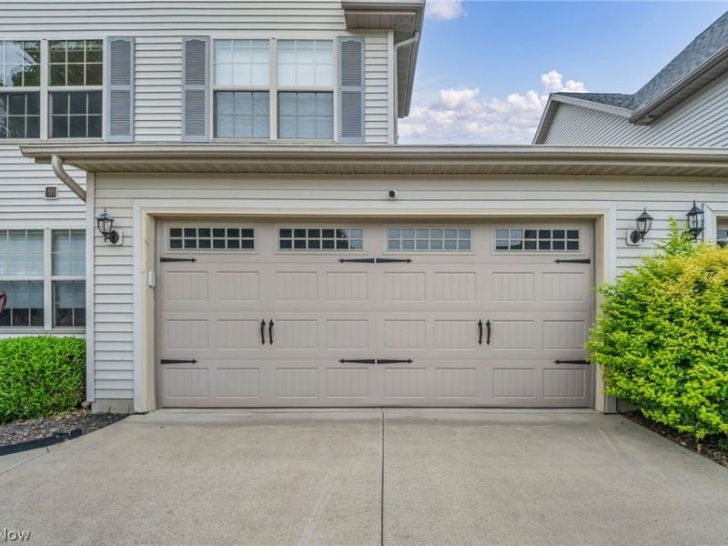 309 Lake Breeze Cove, Eastlake, OH 44095 Photo 9
