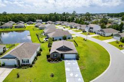 275 Forestbrook Cove Circle photo 4