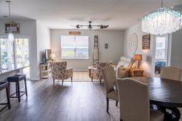 275 Forestbrook Cove Circle photo 4