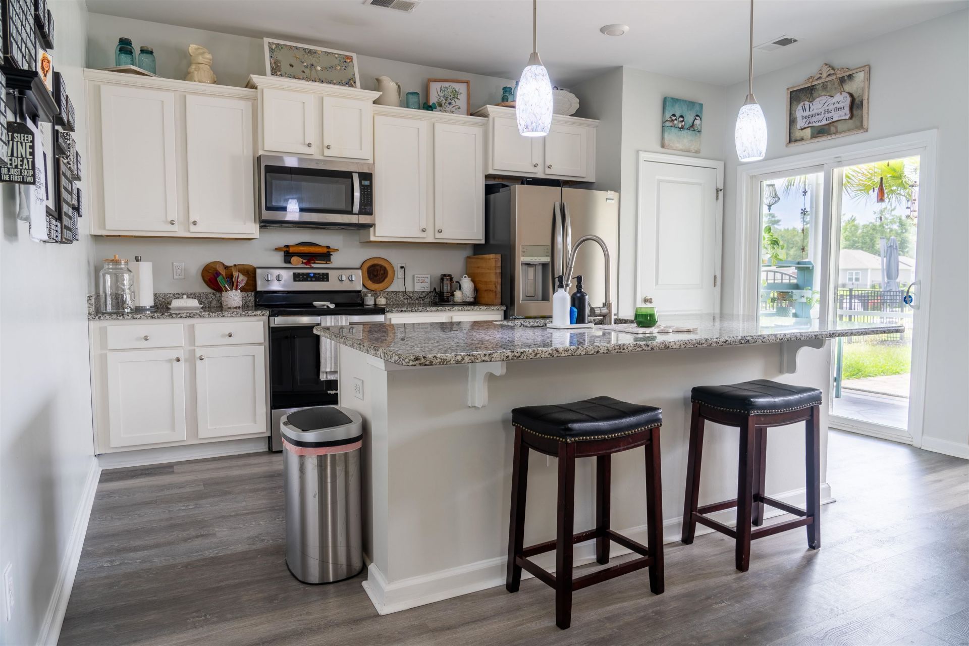275 Forestbrook Cove Circle Photo 6