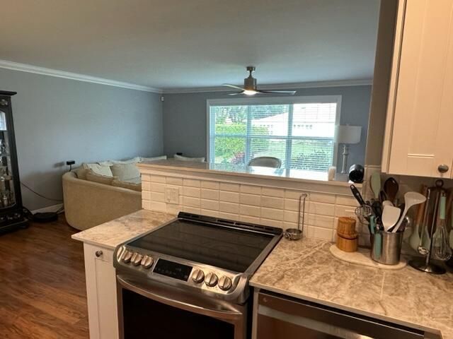 4585 NW 3rd Street, Unit D, Delray Beach, FL 33445 Photo