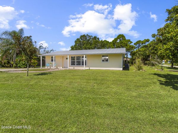 874 Blossom Drive , Sebastian, FL 32958