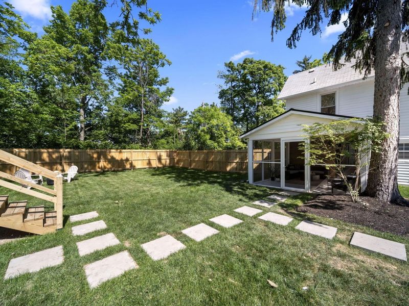 325 W William Street , Delaware, OH 43015 Photo 39