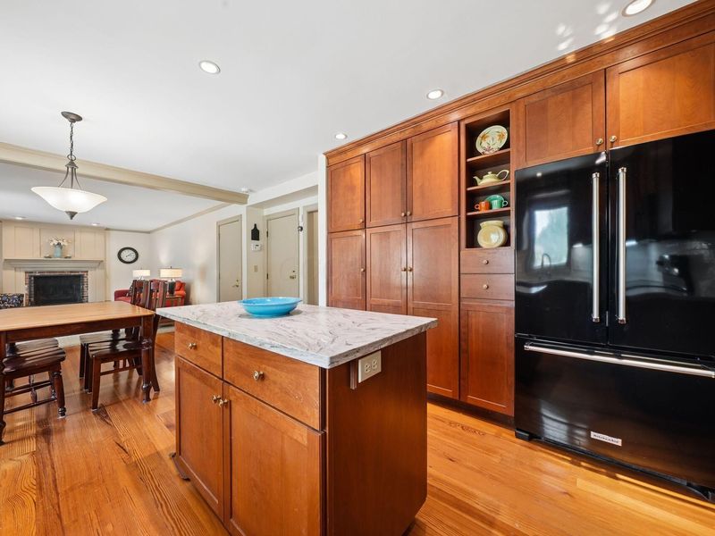 3259 Smiley Road, Columbus, OH 43221 Photo 10