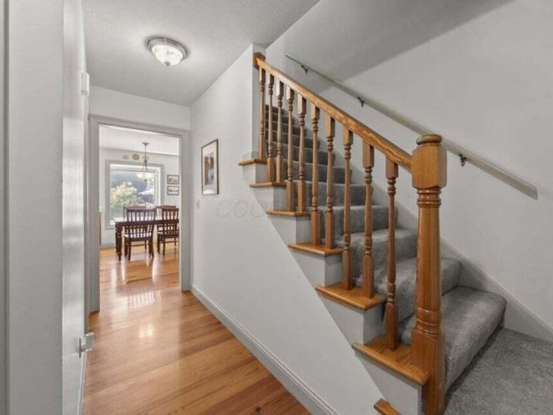 3259 Smiley Road, Columbus, OH 43221 Photo 4