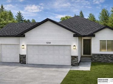 17619 Greenleaf Street, Omaha, NE 68136