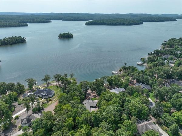 137 Windy Hill Cove , New London, NC 28127