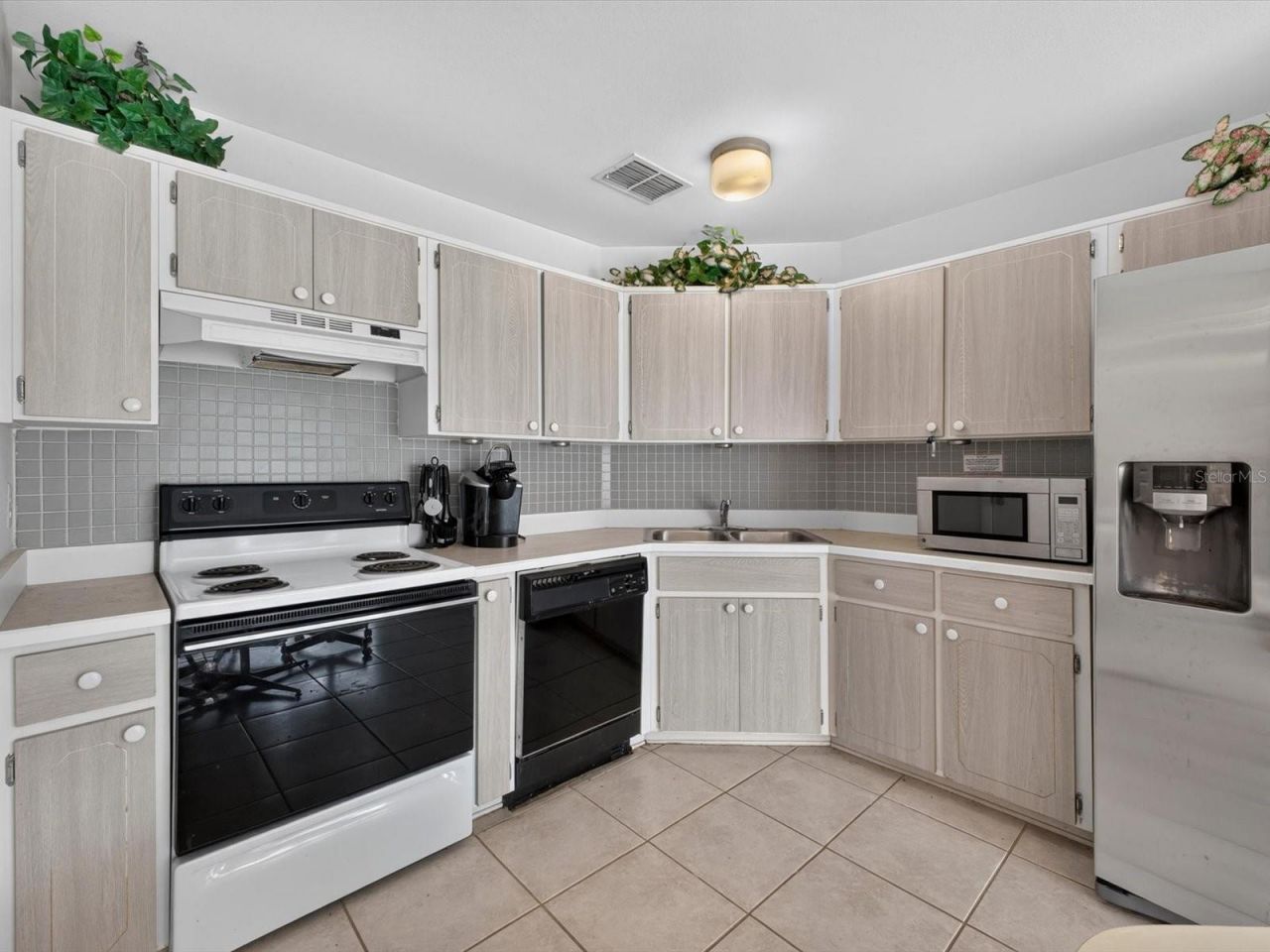 1016 Lester Ridge Court , Kissimmee, FL 34747 Photo