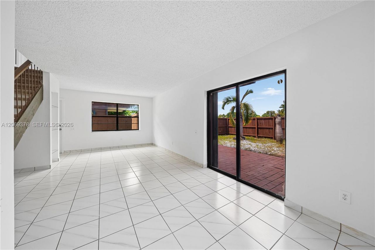 6231 SW 116th Pl , Unit A, Miami, FL 33173 Photo