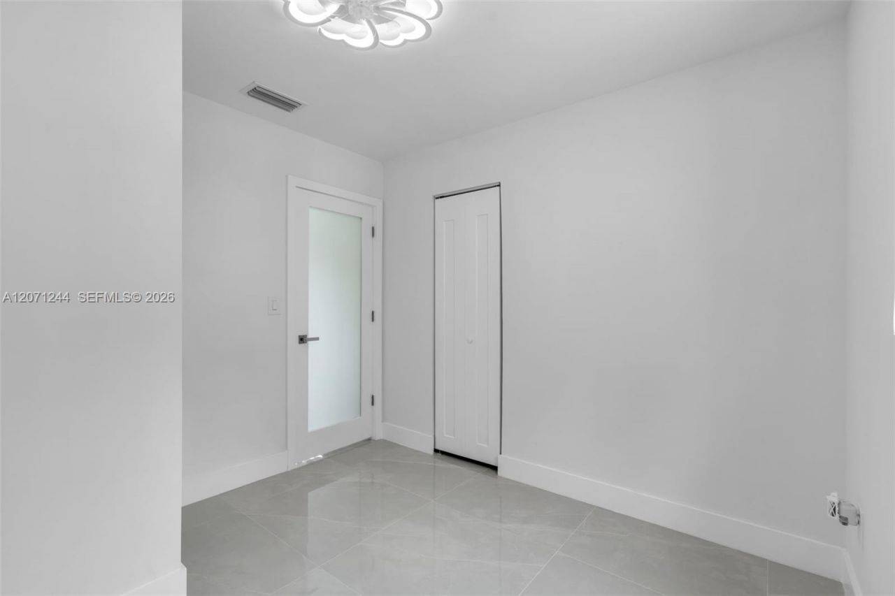 4450 NW 169th Ter, Miami Gardens, FL 33055 Photo