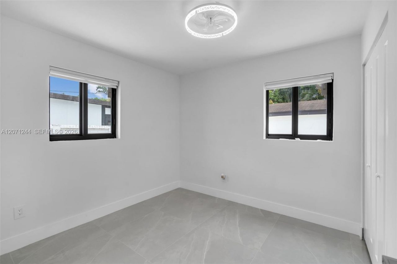 4450 NW 169th Ter, Miami Gardens, FL 33055 Photo