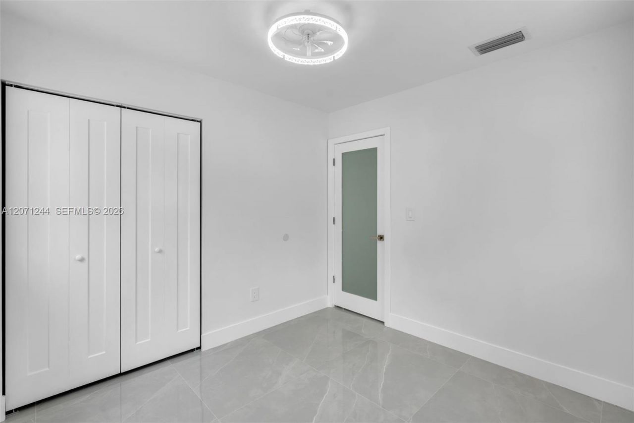 4450 NW 169th Ter, Miami Gardens, FL 33055 Photo