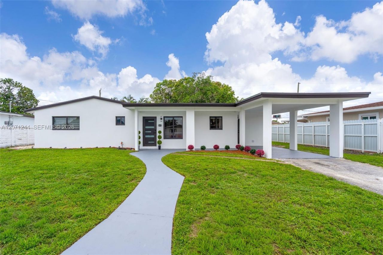 4450 NW 169th Ter, Miami Gardens, FL 33055 Photo