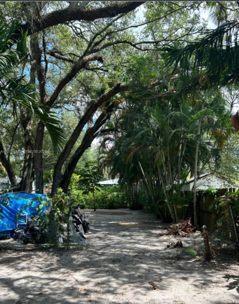 661 NE 164th Ter, Miami, FL 33162 Photo