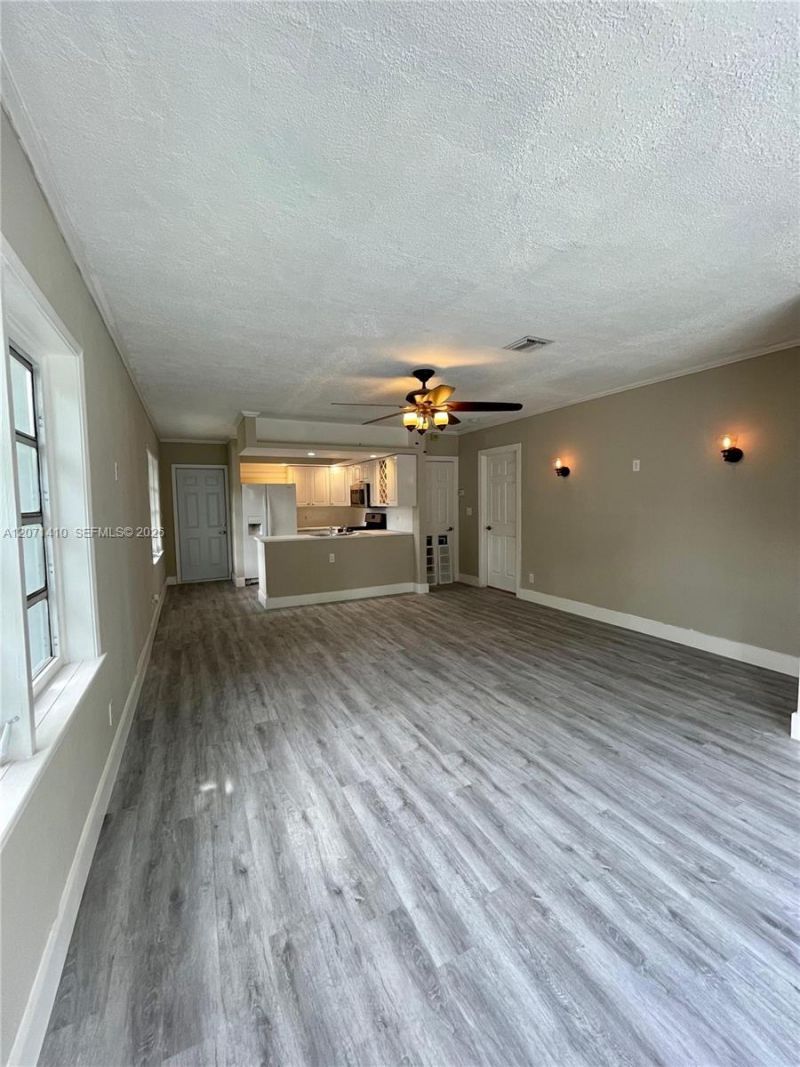 820 SE 12th St, Unit 2, Fort Lauderdale, FL 33316 Photo