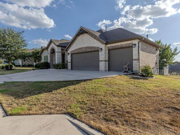 905 Almeria BND, Leander, TX 78641