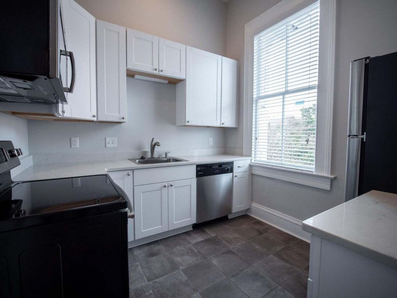 112 Rutledge Avenue Photo 8