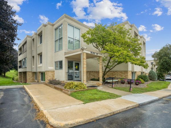 535 19th Street NW, Unit 28, Rochester, MN 55901