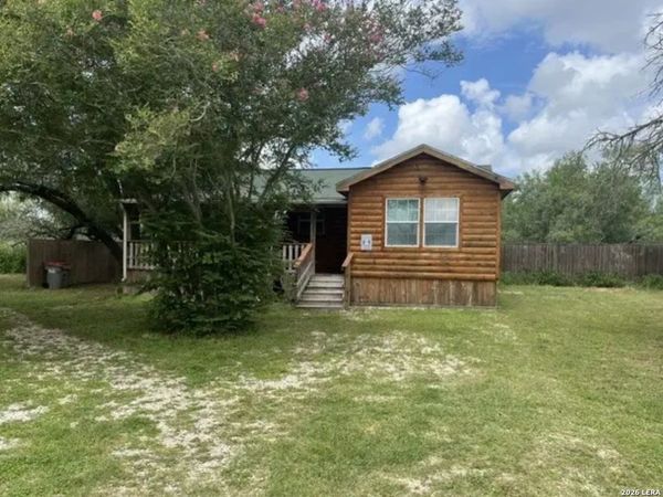 25 SAN ANTONIO AVE, Leming, TX 78050