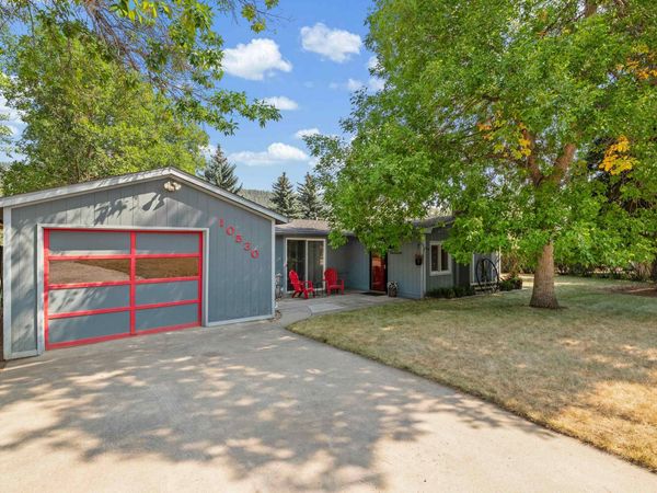 10530 Ashwood CT, Rapid City, SD 57702