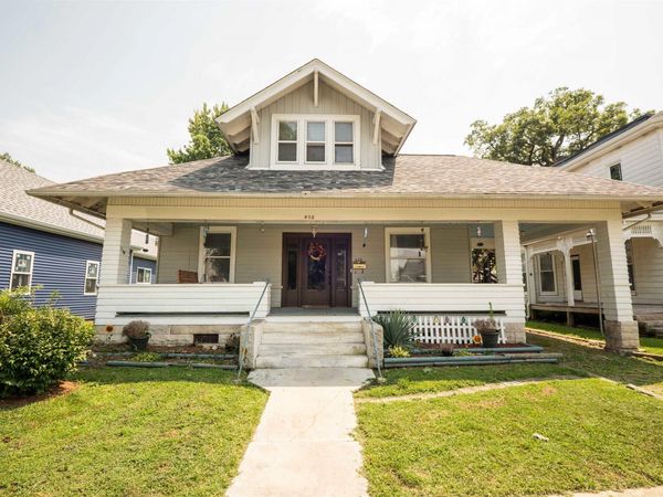 622 Grissom Avenue, Mitchell, IN 47446