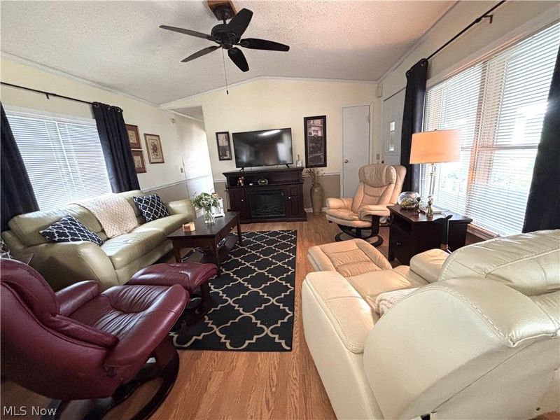 1229 Columbiana Lisbon Road, Unit 72, Columbiana, OH 44408 Photo 8