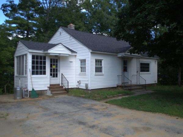 39 Cooper Street, Loudon, NH 03307
