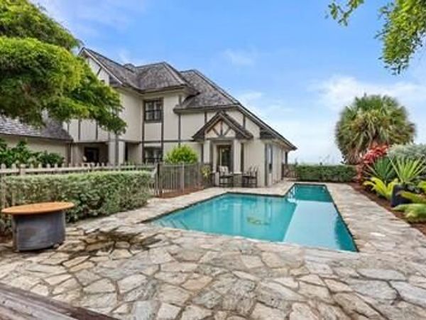 965 Pebble Lane, Indian River Shores, FL 32963