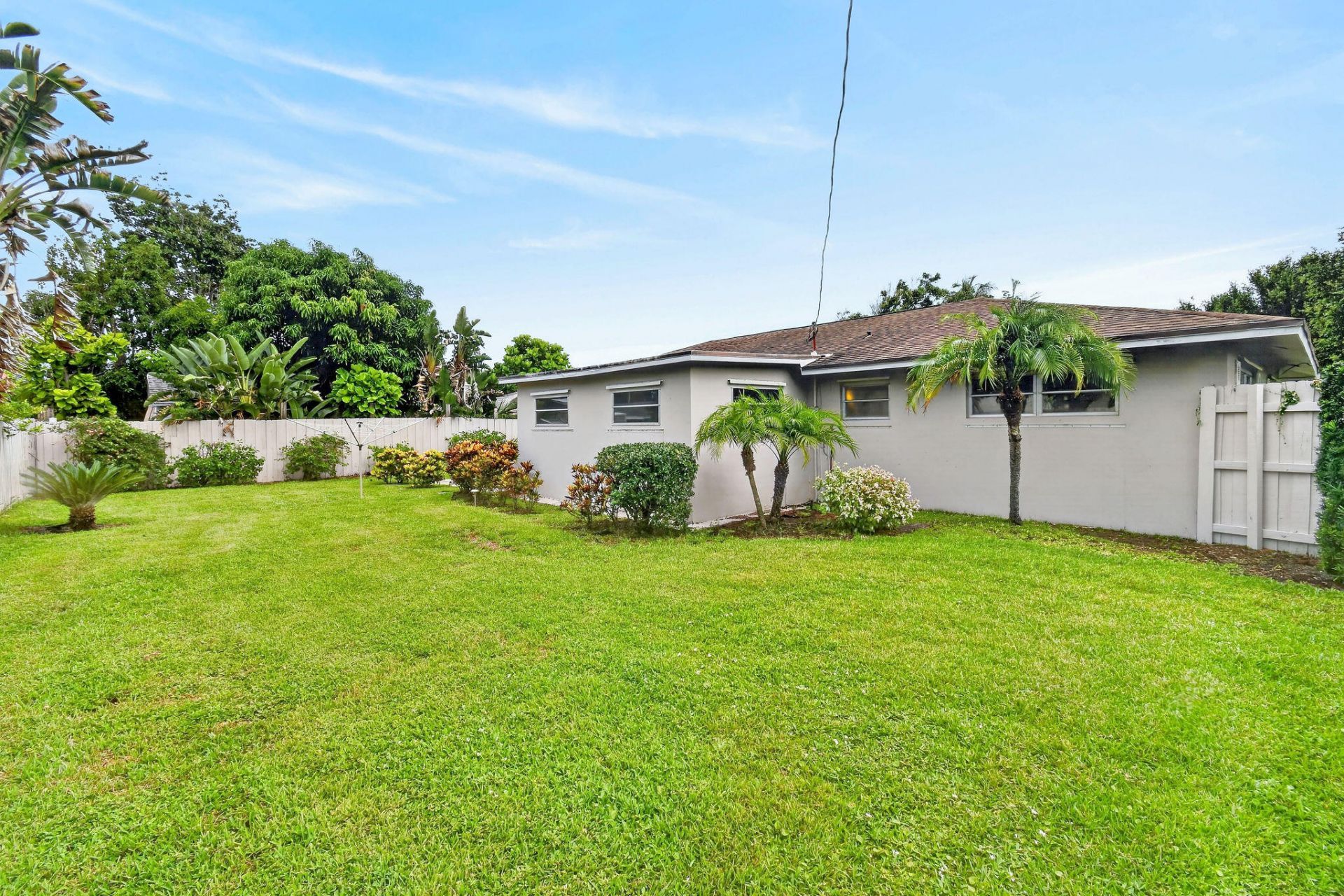 11 Windsor Road E, Jupiter, FL 33469 Photo