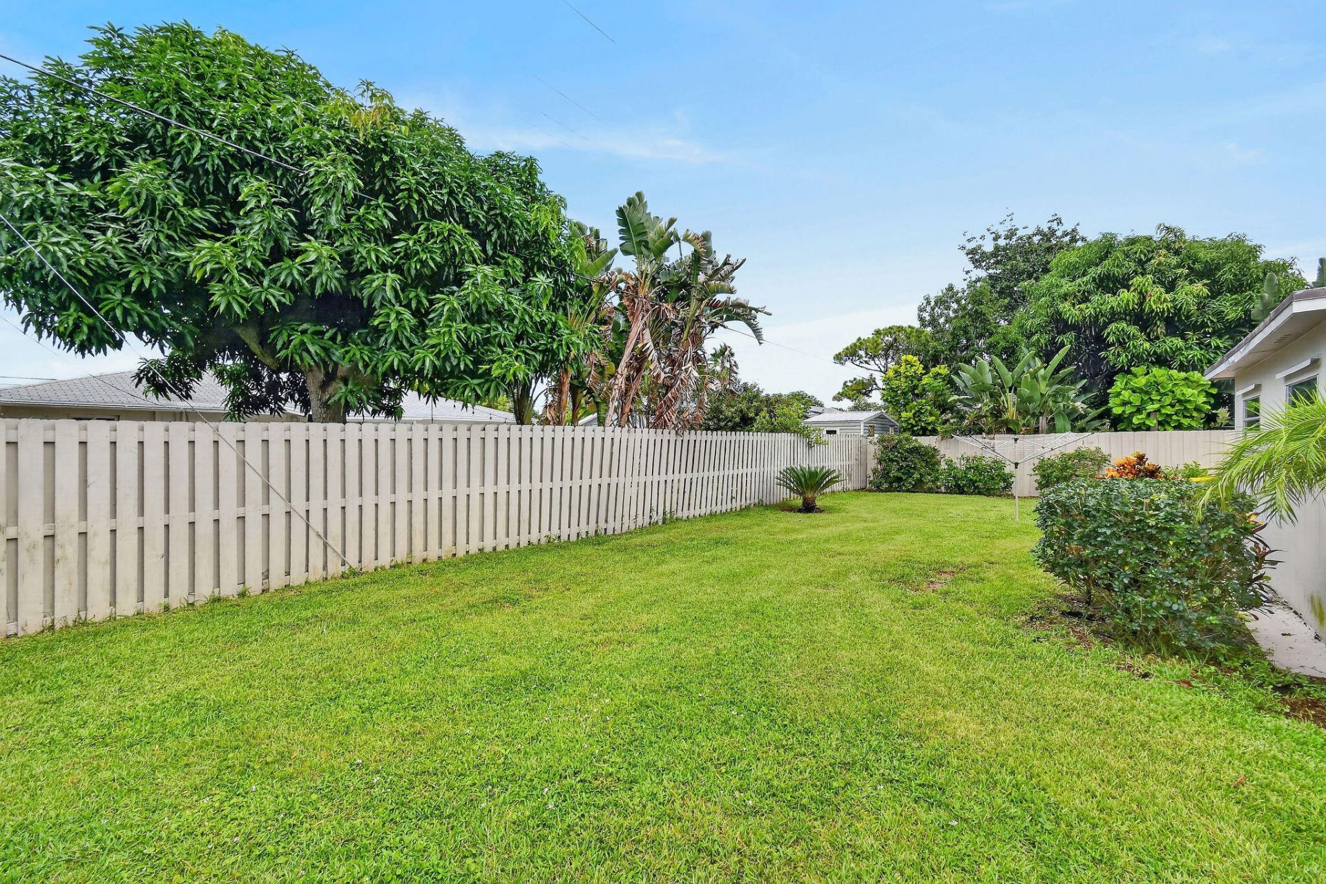 11 Windsor Road E, Jupiter, FL 33469 Photo